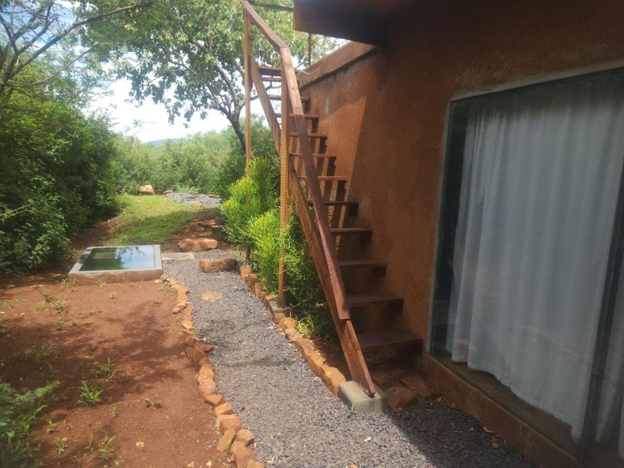 Hartbeest Bush Lodge 4 Hartbeespoort Exterior foto